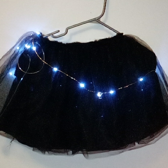 Skirt - Picture 2 of 3